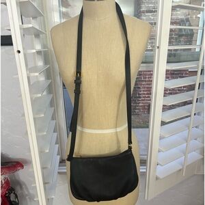 Marc Jacobs black leather Crossbody purse..